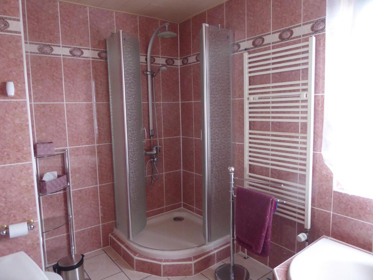 Ferienwohnung Hagebuttenweg ทาเลอ ภายนอก รูปภาพ