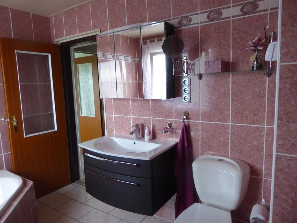 Ferienwohnung Hagebuttenweg ทาเลอ ภายนอก รูปภาพ